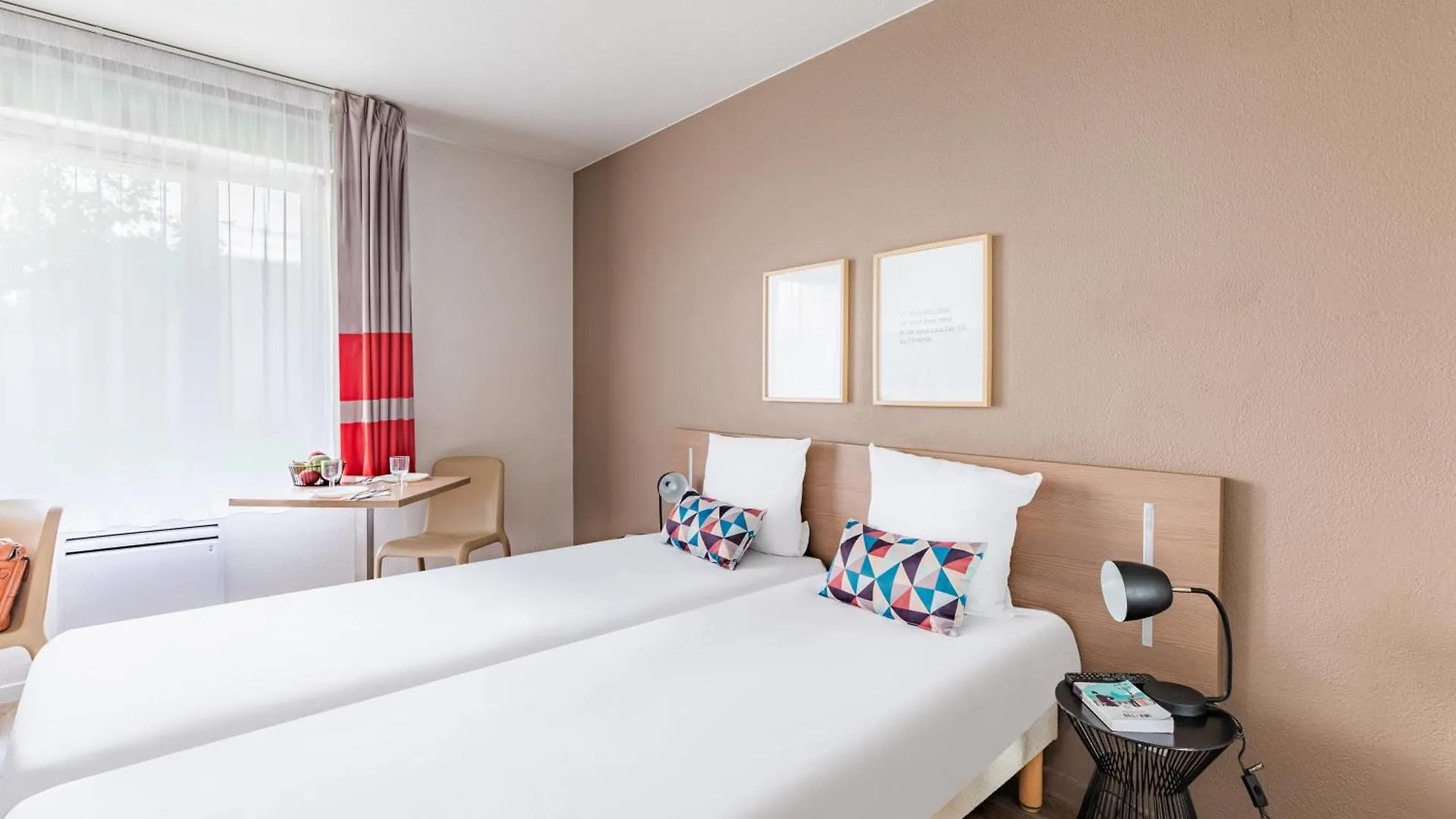 ** Appart hôtel Appart'City Paris La Villette France