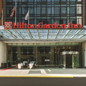 Отель Hilton Garden Times Square North ***