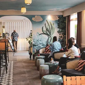 Отель Hotel-restaurant Isidore Ouest ***