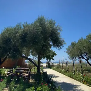  Üdülőpark Violet Village Albánia