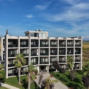 **** Szálloda Amber Albania Albánia