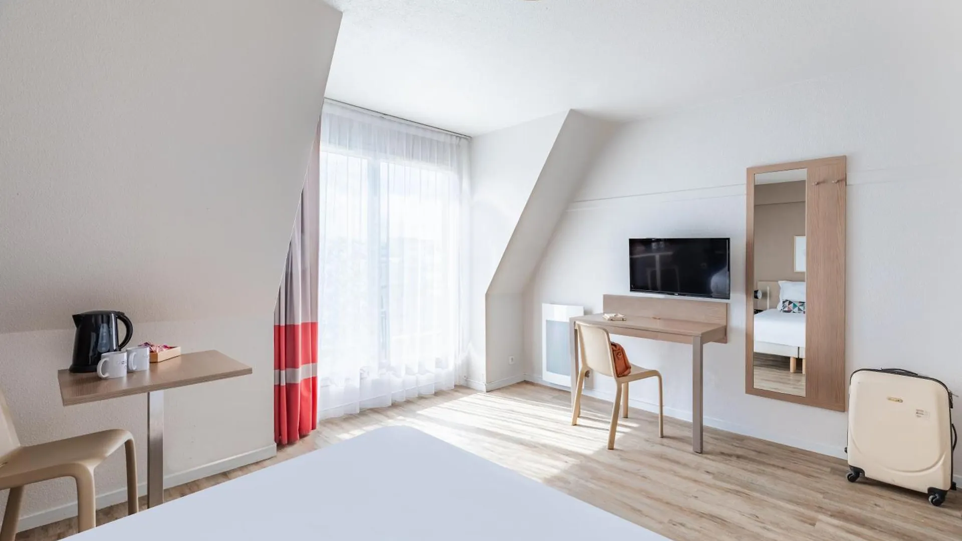 Appart'City Classic Paris La Villette Aparthotel